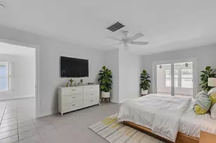 295 Boca Ciega Point Blvd N, Saint Petersburg, FL 33708 - Photo 4