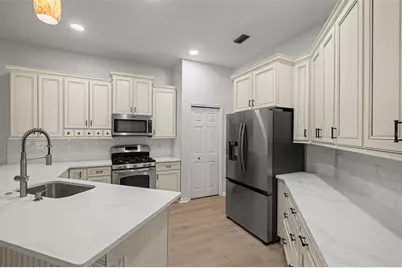 18115 Regents Square Drive, Tampa, FL 33647 - Photo 24