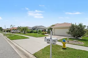 2885 Royal Palm Dr, North Port, FL 34288 - Photo 4
