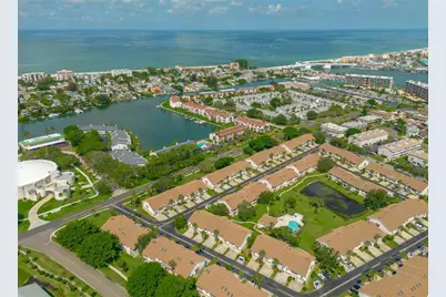 12223 Sun Vista Court E, Treasure Island, FL 33706 - Photo 30