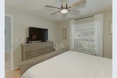 12223 Sun Vista Court E, Treasure Island, FL 33706 - Photo 16