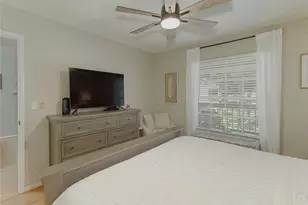 12223 Sun Vista Ct E, Treasure Island, FL 33706 - Photo 16