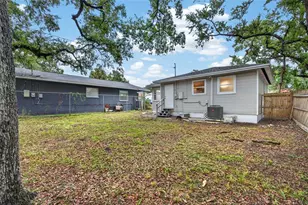 2525 21st St S, Saint Petersburg, FL 33712 - Photo 38