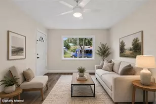 2525 21st St S, Saint Petersburg, FL 33712 - Photo 8