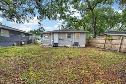 2525 21st Street S, Saint Petersburg, FL 33712 - Photo 36