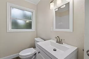 2525 21st St S, Saint Petersburg, FL 33712 - Photo 22