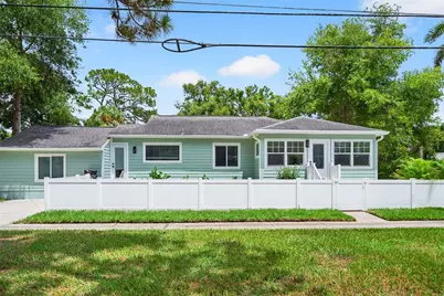 1846 3rd Street S, Saint Petersburg, FL 33705 - Photo 1