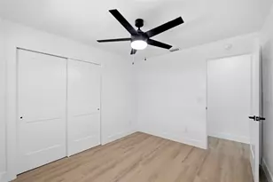 505 Papaya Dr, Tampa, FL 33619 - Photo 24