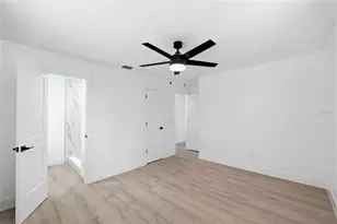 505 Papaya Dr, Tampa, FL 33619 - Photo 14