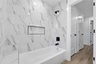 505 Papaya Dr, Tampa, FL 33619 - Photo 20
