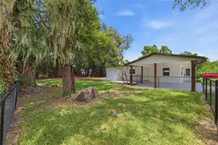 505 Papaya Dr, Tampa, FL 33619 - Photo 28