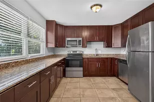 3615 W Rogers Ave, Tampa, FL 33611 - Photo 10