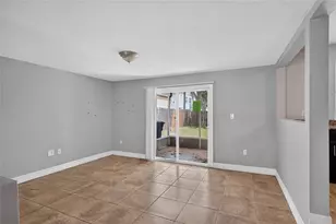 3615 W Rogers Ave, Tampa, FL 33611 - Photo 8