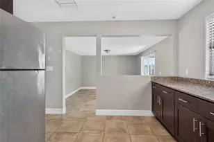 3615 W Rogers Ave, Tampa, FL 33611 - Photo 12