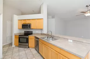 4550 Roundview Ct, Land O Lakes, FL 34639 - Photo 12
