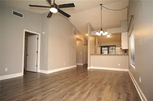 7807 Amberlea Ct, Tampa, FL 33637 - Photo 4
