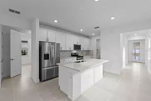29028 Coral Harbour Dr, Englewood, FL 34223 - Photo 18