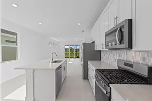29028 Coral Harbour Dr, Englewood, FL 34223 - Photo 22