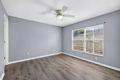 37602 Aaralyn Rd, Zephyrhills, FL 33542 - Photo 34
