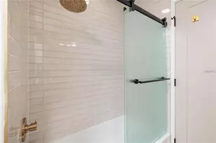 1985 Michigan Ave NE, Saint Petersburg, FL 33703 - Photo 18