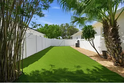 1819 Maryland Avenue NE, Saint Petersburg, FL 33703 - Photo 26