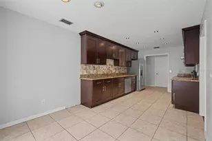 10906 Autumn Oak Pl, Tampa, FL 33618 - Photo 12