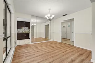10906 Autumn Oak Pl, Tampa, FL 33618 - Photo 14
