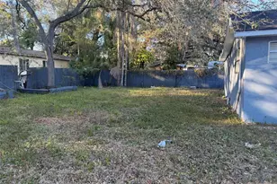 2020 E Powhatan Ave, Tampa, FL 33610 - Photo 6