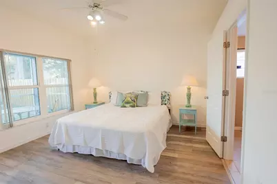 7603 Devonbridge Garden Way, Apollo Beach, FL 33572 - Photo 14