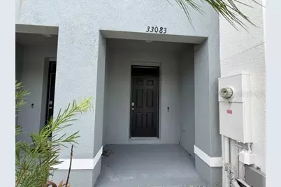 33083 Frosted Clover Way, Wesley Chapel, FL 33545 - Photo 2