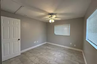 473 93rd Ave N, Saint Petersburg, FL 33702 - Photo 8