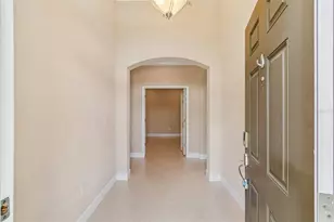 2304 Oakley Green Dr, Sun City Center, FL 33573 - Photo 8