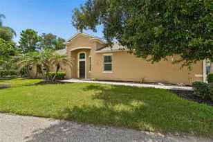 2304 Oakley Green Dr, Sun City Center, FL 33573 - Photo 4