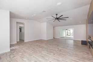 306 Buttonwood Ln, Largo, FL 33770 - Photo 26