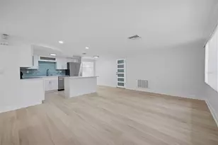 8411 Lincolnshire Dr, Hudson, FL 34667 - Photo 4