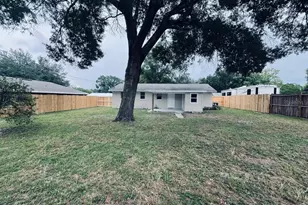 5323 Satsuma Dr, Zephyrhills, FL 33542 - Photo 42