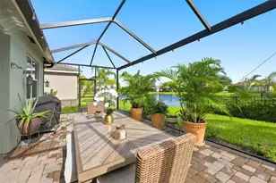 5124 Highland Pointe Ct, Wimauma, FL 33598 - Photo 2