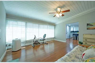 407 Dolphin Drive S, Oldsmar, FL 34677 - Photo 16
