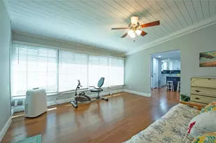 407 Dolphin Dr S, Oldsmar, FL 34677 - Photo 16