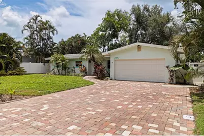 13555 Croft Drive N, Largo, FL 33774 - Photo 6
