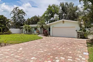 13555 Croft Dr N, Largo, FL 33774 - Photo 6