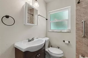 308 E Althea Ave, Tampa, FL 33612 - Photo 10