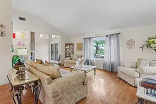2810 Winterset Park, Winter Haven, FL 33884 - Photo 2