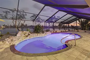 728 Spanish Main Dr, Apollo Beach, FL 33572 - Photo 2