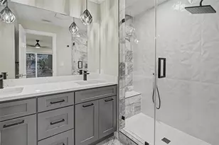 728 Spanish Main Dr, Apollo Beach, FL 33572 - Photo 12