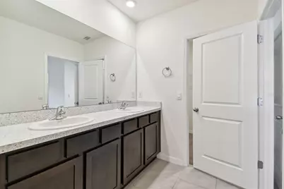 2880 Evergreen Elm Pass, Wesley Chapel, FL 33543 - Photo 32