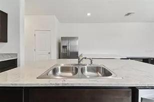 2880 Evergreen Elm Pass, Wesley Chapel, FL 33543 - Photo 10