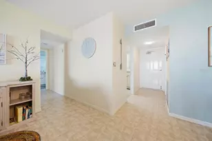 5108 Brittany Dr S, Saint Petersburg, FL 33715 - Photo 10