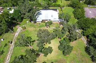 914 S Miller Rd, Valrico, FL 33594 - Photo 2