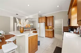 19425 Melody Fair Pl, Lutz, FL 33558 - Photo 14